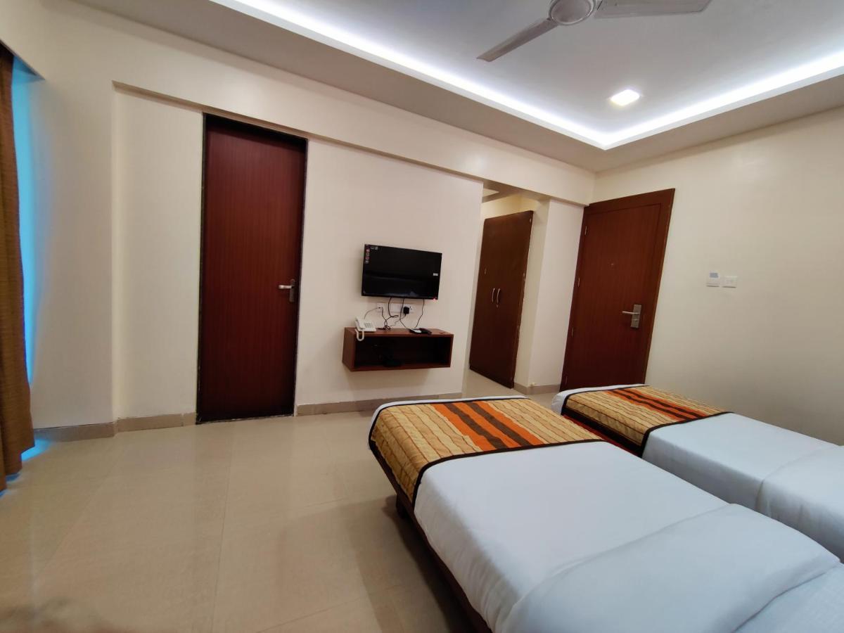 Serenity By Monarch, Baner Pune Méribel Village Eksteriør bilde