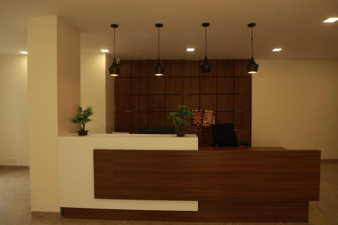 Serenity By Monarch, Baner Pune Méribel Village Eksteriør bilde